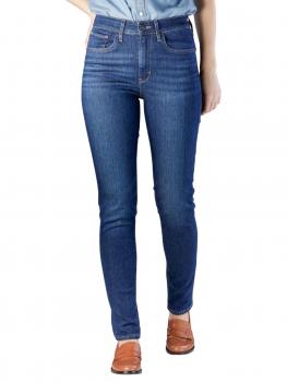 Image of Levi's 721 High Rise Skinny Jeans out on a limb